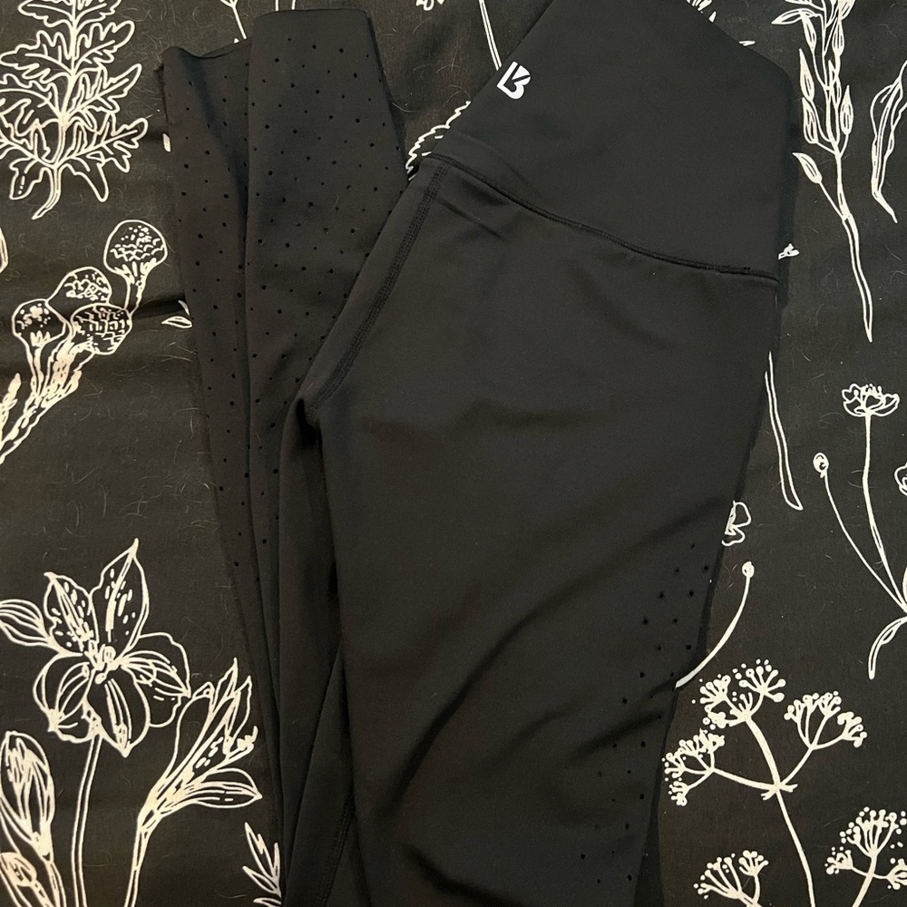 BuffBunny Allure Laser Leggings